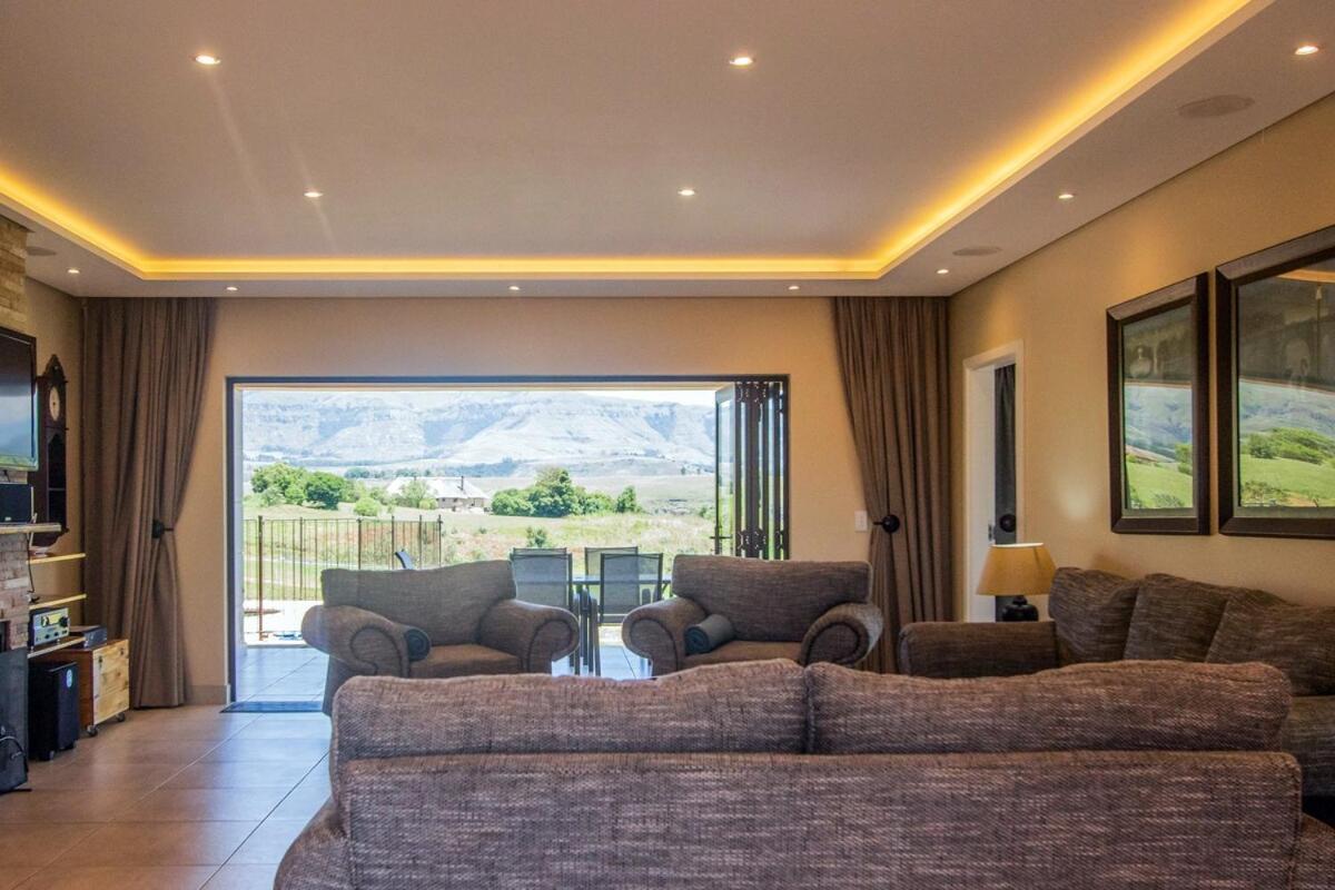 Serenity, Cathkin Estates By Euphoric Leisure Winterton Buitenkant foto