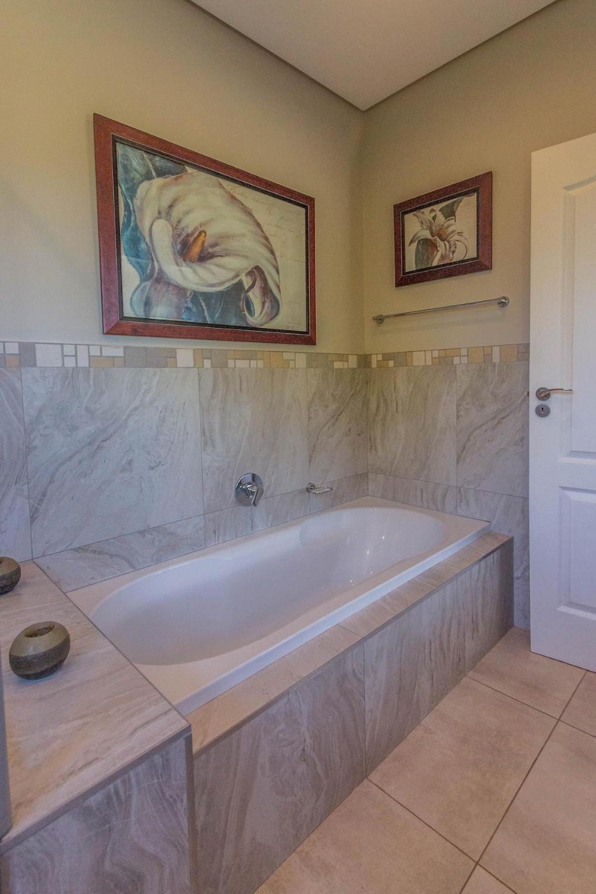 Serenity, Cathkin Estates By Euphoric Leisure Winterton Buitenkant foto